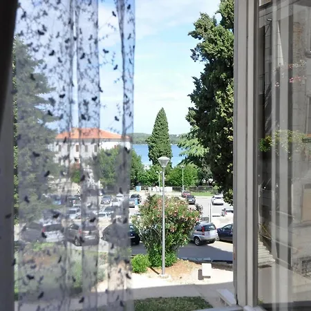 Amphiteater Art Appartement Pula