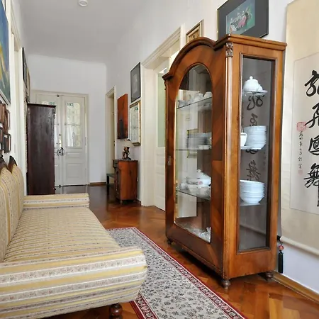 Amphiteater Art Apartman Pula