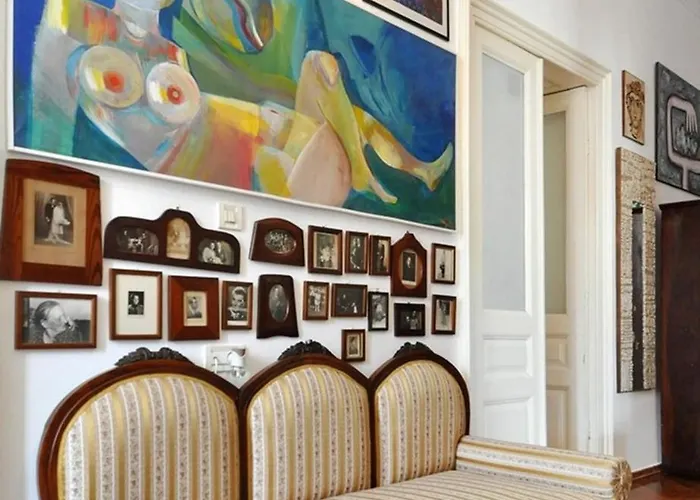 Amphiteater Art Apartman