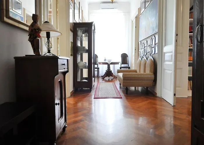 Amphiteater Art Apartman *